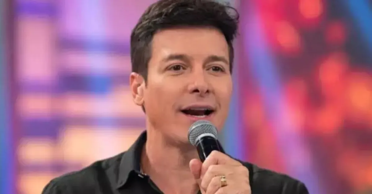 Anúncio oficial de chegada do apresentador será feito durante o programa ao vivo