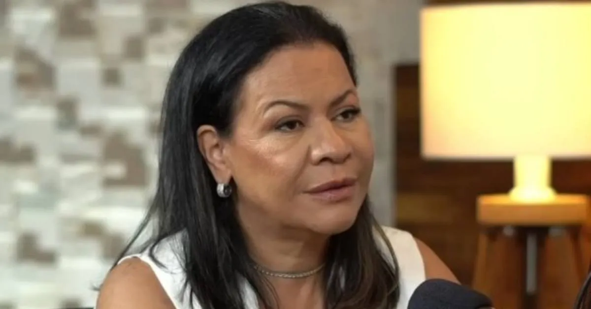 A assessoria enfatiza que é "inadmissível" que a mãe da sertaneja seja submetida a esse tipo de ataque.