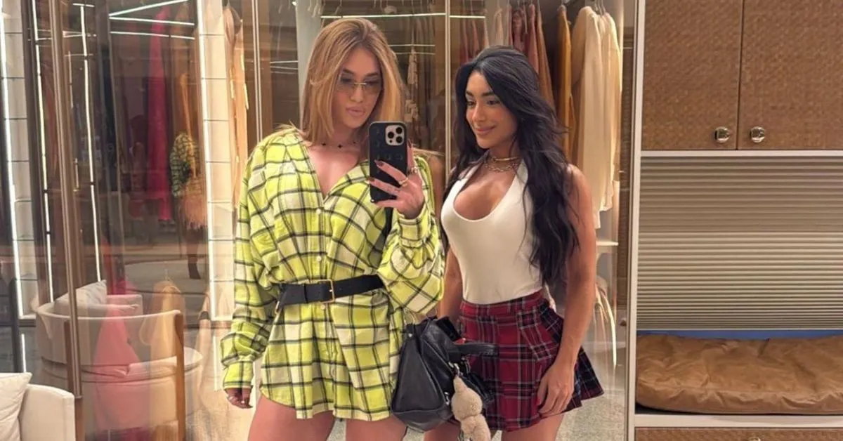 Influenciadoras curtem a vida de solteira juntas