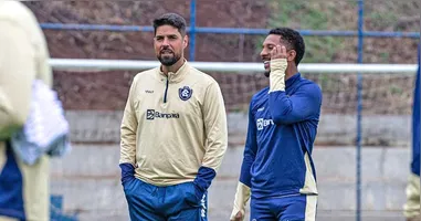 António Oliveira já sabe o que fazer sem o capitão e artilheiro da equipe