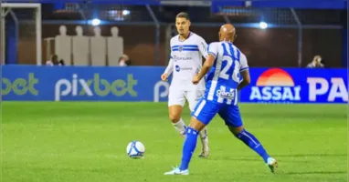 Luan Freitas estava na Ressacada no último jogo entre as equipes.