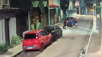 Imagens mostram ataque sofrido pelo trabalhador