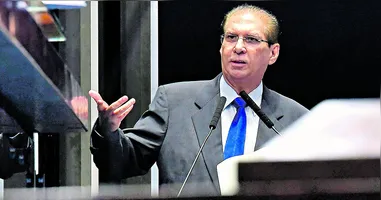 Projeto de Jader estabelece medidas para alívio nas dívidas