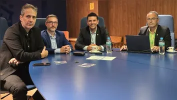 O Vice-presidente de Operações bicolor, Márcio Tuma, foi recebido pelo Presidente da Comissão, Rodrigo Cintra. O Presidente da Federação Paraense de Futebol (FPF), Ricardo Gluck Paul, também participou da reunião, para intervir pelos anseios do seu filiado.