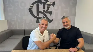 Após polêmicas recentes, Bap garante que não pensa em demitir José Boto, diretor de futebol do Flamengo