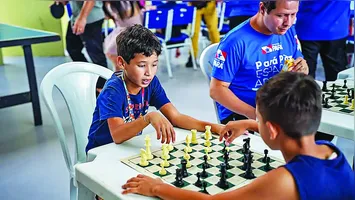 As colônias incluem uma ampla variedade de ações esportivas, recreativas e culturais.