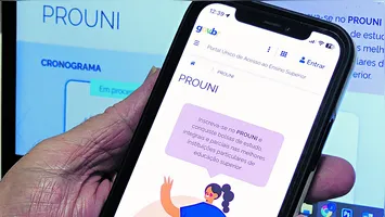 A oferta de bolsas por município e cursos pode ser acessada na página do Prouni.