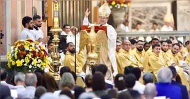 Ndom Júlio Endi Akamine, atual arcebispo coadjutor, assume a arquidiocese. de Belém