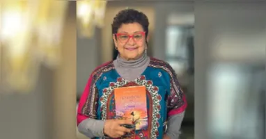 Aos 70 anos, a socióloga, professora e psicóloga transpessoal Ana Reis Josaphat estreia na literatura com o livro "Pescadora de Esperança".