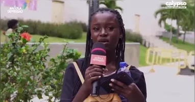 A música escolhida foi o hit "entre tapas e beijos".