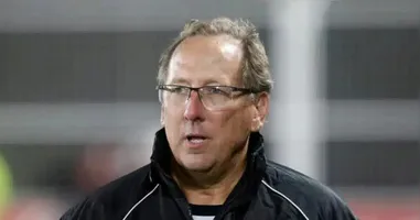 John Textor não é mais dirigente do Lyon; empresário americano renunciou ao comando do clube