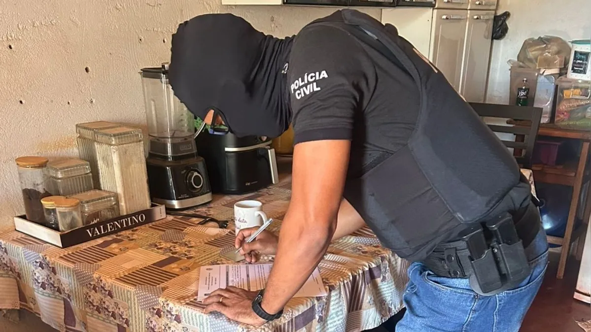 Imagem ilustrativa da notícia Polícia desarticula rede nacional de pornografia infantil