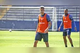 Cantillo chega para assumir a "volância" e não sair mais.