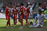 Bayern de Munique faz 10 x 0 contra Auckland City, equipe da Nova Zelândia, em estreia no Mundial de Clubes