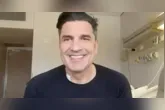 A partir de agora, Edu Guedes seguirá um protocolo rigoroso de acompanhamento médico. Durante o primeiro ano após a cirurgia, o apresentador realizará check-ups a cada três meses para garantir que o tumor não retorne.
