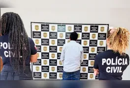 O suspeito foi preso pela equipe policial e conduzido para a Delegacia de Polícia Civil