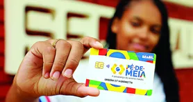 O Pé-de-Meia funciona como uma poupança para promover a permanência e a conclusão escolar de estudantes.