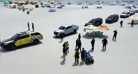 Policiamento reforçado nas praias e vias, monitoramento e fiscalizações de trânsito são algumas das ações
