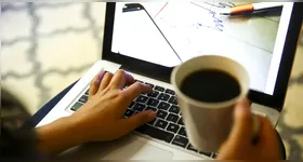 5 profissões home office com salários acima de R$ 8 mil em 2025