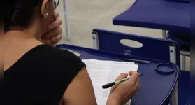 Os editais dos concursos da Unicamp, publicados em agosto de 2025, visam preencher 21 vagas para profissionais de níveis médio e superior.