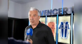 O mundo do futebol português está em luto após a morte de Jorge Costa, ex-jogador e diretor do FC Porto, aos 53 anos durante uma entrevista.
