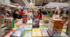 A 28ª Feira Pan-Amazônica do Livro e das Multivozes acontece de 16 a 22 de agosto no Hangar, homenageando Wanda Monteiro e Mestre Damasceno.