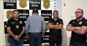 A equipe flagrou um homem de 60 anos portando duas motosserras sem autorização legal