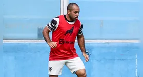 Atacante Edinho do Paysandu