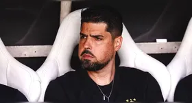 António Oliveira estava no Sport e, junto à comissão técnica, ganhava R$ 500 mil.