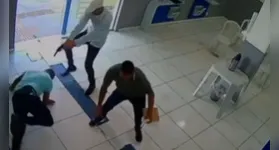 Assaltantes atiraram no comerciante, após o assalto