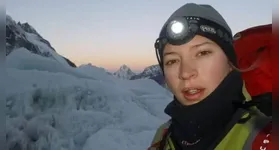 A alpinista posta foto no Everest