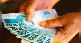 O benefício pode ser consultado no Portal Gov.br e movimentado por meio do aplicativo Carteira de Trabalho Digital.