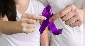 Além do acolhimento, a instituição oferece encontros, oficinas, cursos e encaminhamentos para a rede de serviços, além de planos de segurança pessoal e emocional.