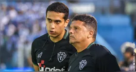 Claudinei não gostou do que viu no início da equipe e nem da atuação do árbitro