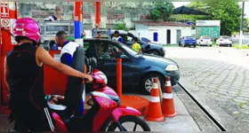 Aumento da mistura de etanol na gasolina e biodiesel no diesel já está em vigor. Confira a pesquisa do DIÁRIO feita em 10 postos da capital e veja onde dá para abastecer sem tanto custo para o bolso