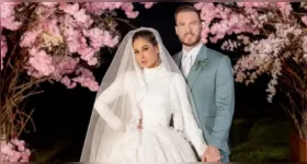 Thiago Nigro e Maíra Cardi oficializaram casamento com regime de comunhão total de bens.