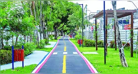 Trecho de 450 metros conta com ciclovia revitalizada, área de lazer, acessibilidade e novo mobiliário urbano para pedestres e ciclistas.