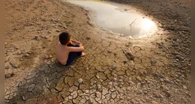 A preocupação com o futuro também é alimentada por contrastes climáticos no país.