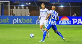Luan Freitas estava na Ressacada no último jogo entre as equipes.