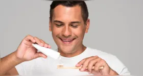 É necessário ter extremo cuidado na hora de higienizar sua escova de dente