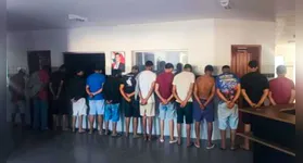 Os 'arruaceiros' foram levados todos para a delegacia de Xinguara