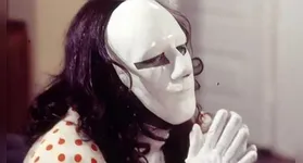 Mistérios cercam o personagem  mascarado