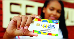 O Pé-de-Meia funciona como uma poupança para promover a permanência e a conclusão escolar de estudantes.