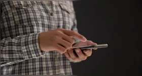 A agência acusa essas plataformas de reincidência na comercialização de itens considerados irregulares, como celulares não homologados