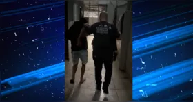 A polícia agora busca outros envolvidos que sejam responsáveis pelo golpe.