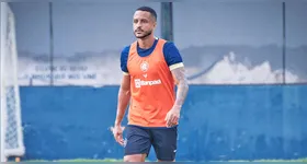 Zagueiro perdeu espaço após a saída de Rodrigo Santana