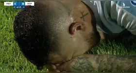 Atacante foi às lagrimas
