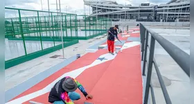 Com 98% de serviços executados, o Novo Parque Olímpico Mangueirão conta com duas quadras poliesportivas, um campo de areia, duas arquibancadas, serviço de drenagem da área, além de pavimentação asfáltica para o acesso e iluminação pública.