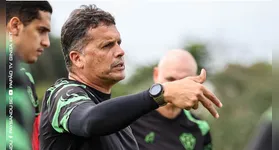 Técnico Claudinei Oliveira projeta a primeira vitória fora de casa na Série B