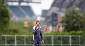Paiva, de 55 anos, estava sem clube desde 30 de junho, quando foi demitido do Botafogo após a eliminação na Copa do Mundo de Clubes.